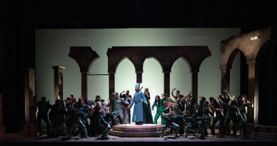 « La Belle Hélène » de Offenbach en première à Toulon « Le Liberté »
